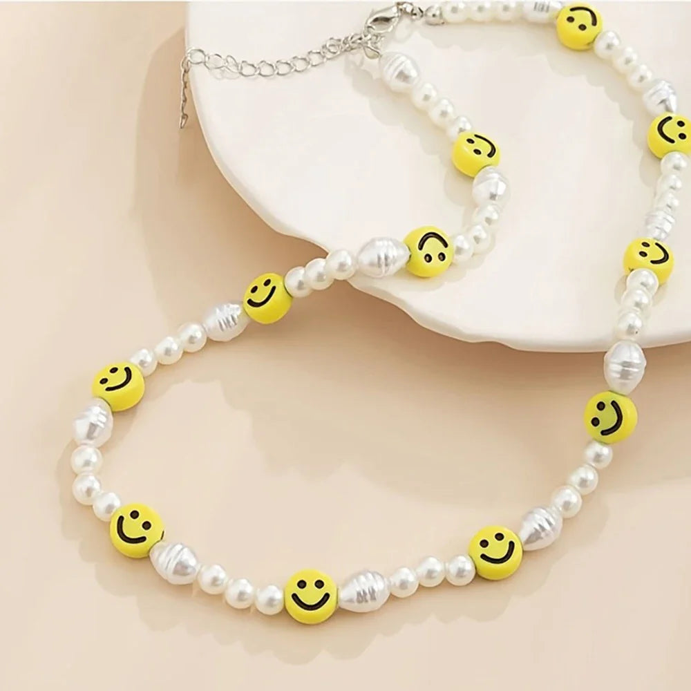 Bracciale con collana con volto sorridente di perle divertenti per donna Uomo Vitalità Sorriso colorato Accessori girocollo con perline Set di gioielli di moda