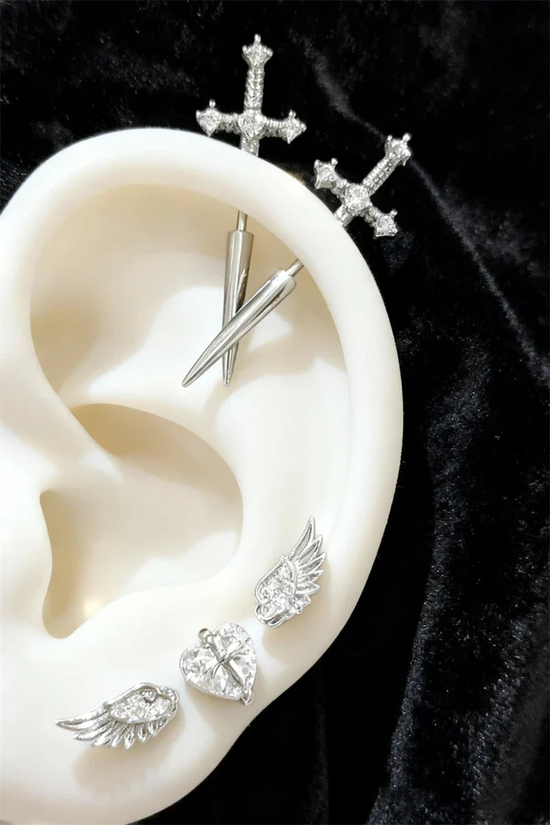 New Fashion Love Wings Cross Acciaio inossidabile Osso dell'orecchio Chiodo Zircone lucido Orecchino con filo alla moda per le donne Accessorio per piercing al corpo