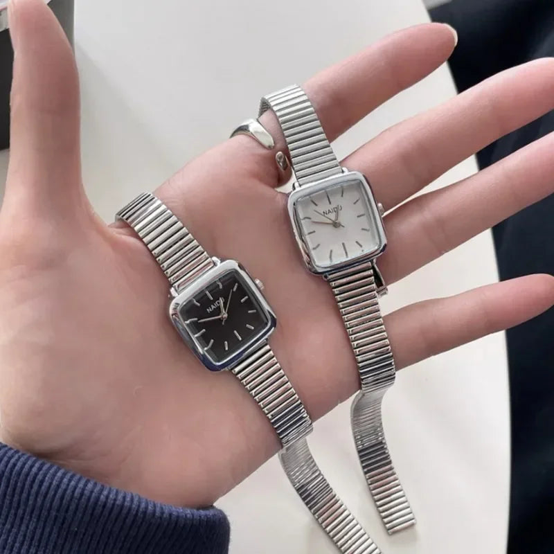 Orologio al quarzo semplice di marca per donna Orologi da donna regalo di lusso retrò Orologi da polso con cinturino in acciaio inossidabile regolabile con quadrante piccolo