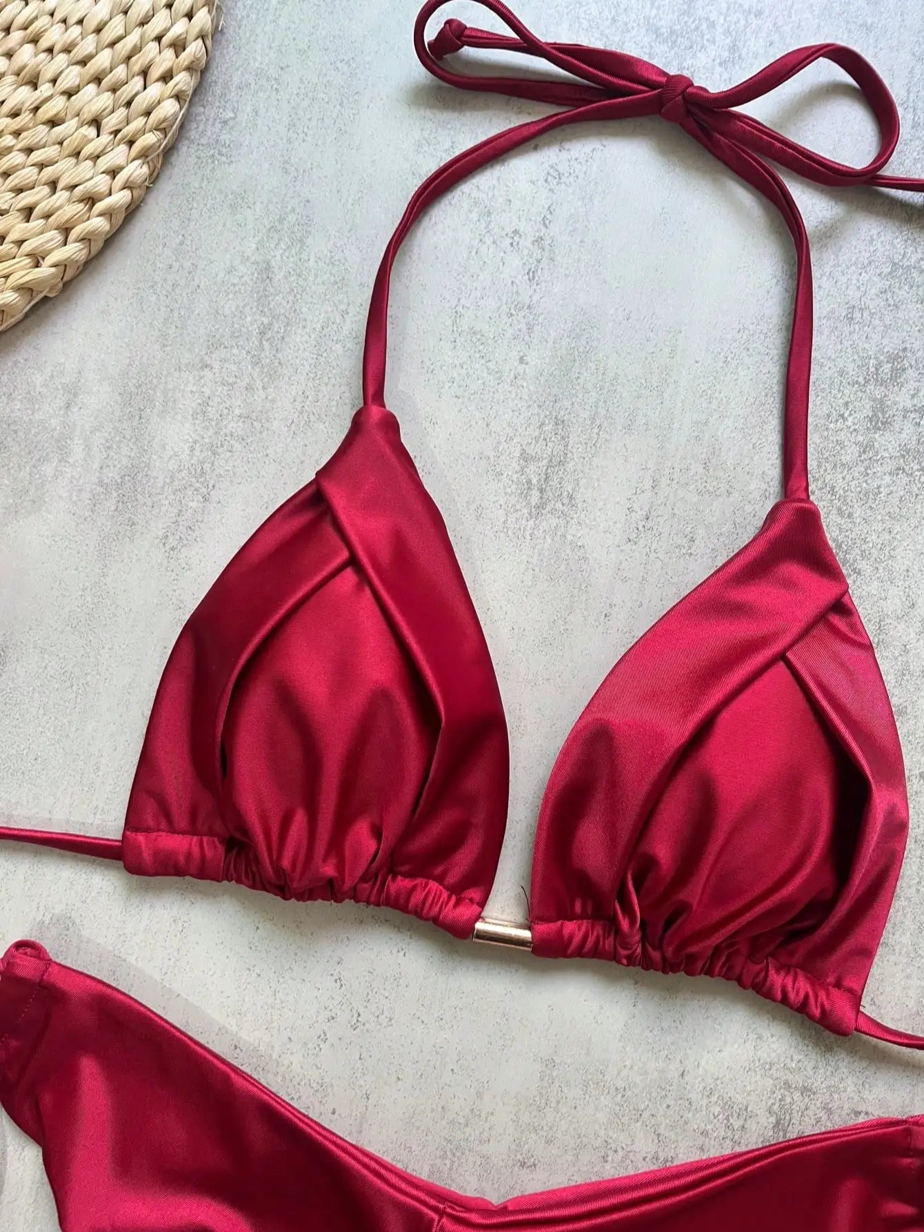 2026 Sexy Bikini a Pieghe Tinta Unita Micro Bikini Donna Costume da Bagno Femminile Triangolare Abbigliamento da Spiaggia
