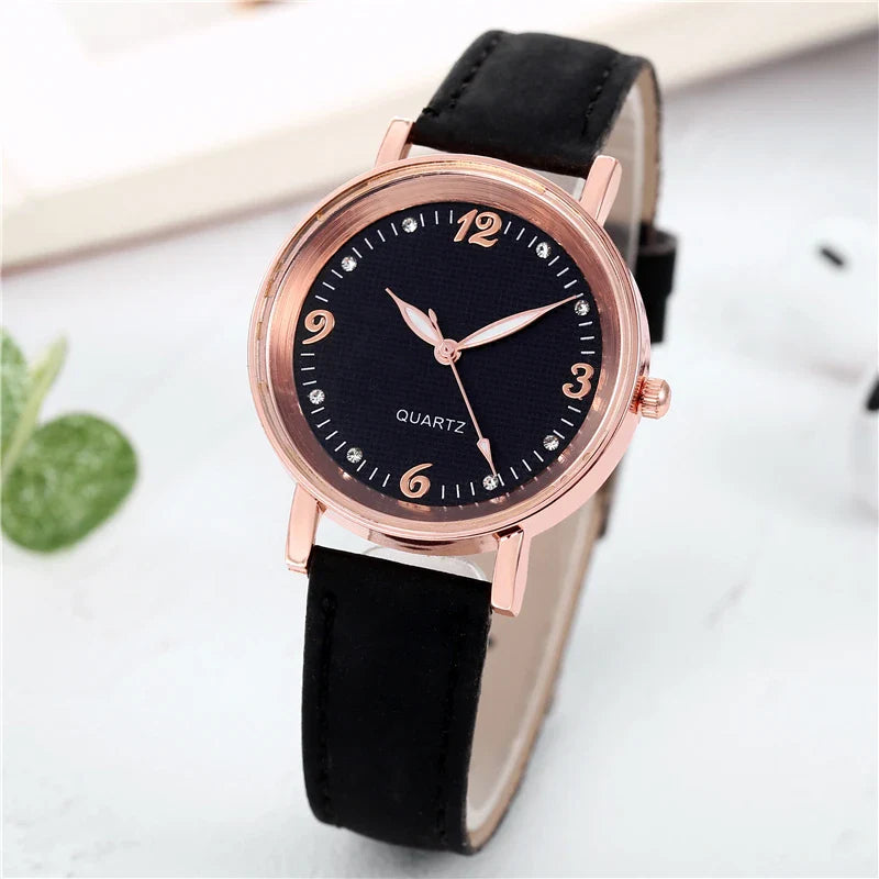 Orologio da donna alla moda con quadrante arabo, cinturino in pelle casual, orologi analogici al quarzo
