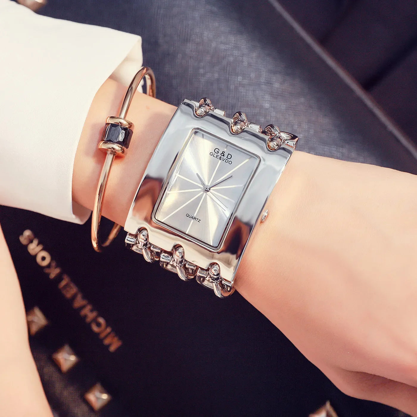 Orologio da donna di marca di lusso Abito con strass Orologi da polso da donna Eleganti orologi femminili in oro per le donne Montre Femme 2025