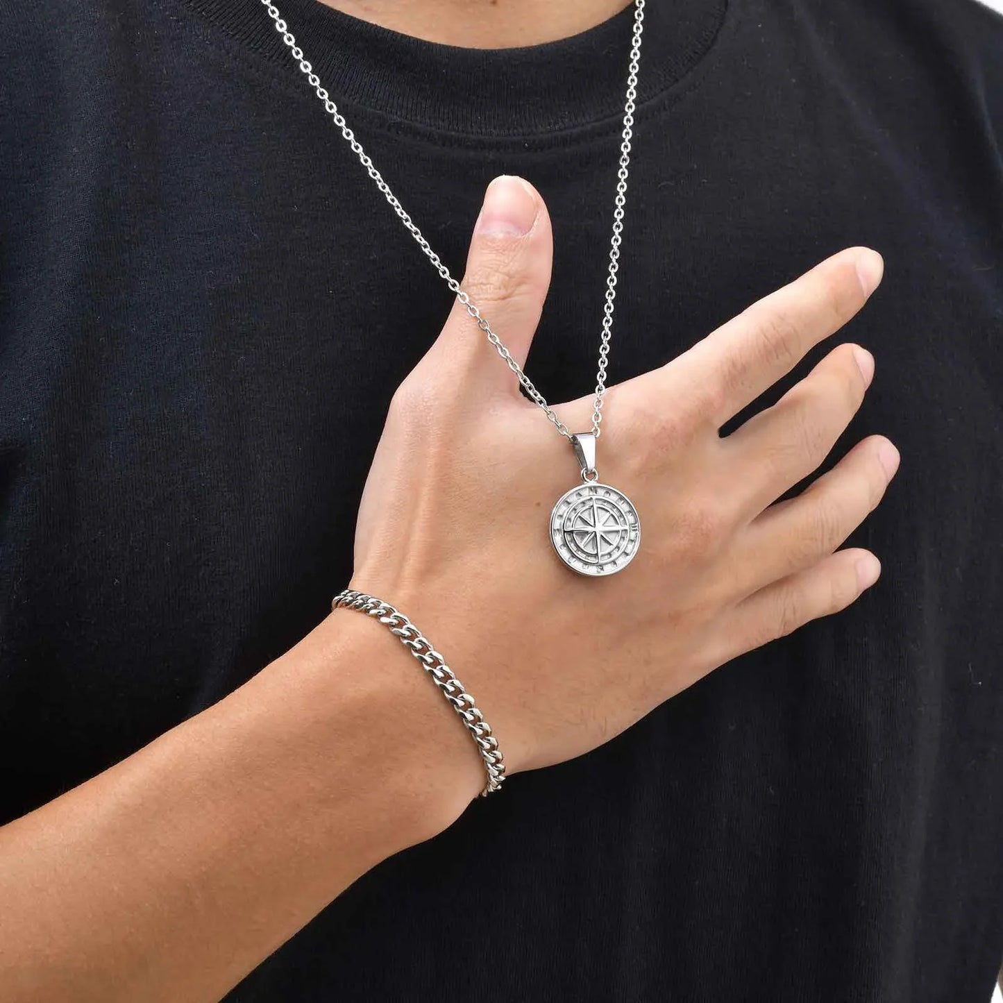Vnox Set di 2 Pezzi Collana con Ciondolo e Bracciale da Uomo, Set di Gioielli in Acciaio Inossidabile Colore Nero Oro Argento, Regali di Gioielleria alla Moda