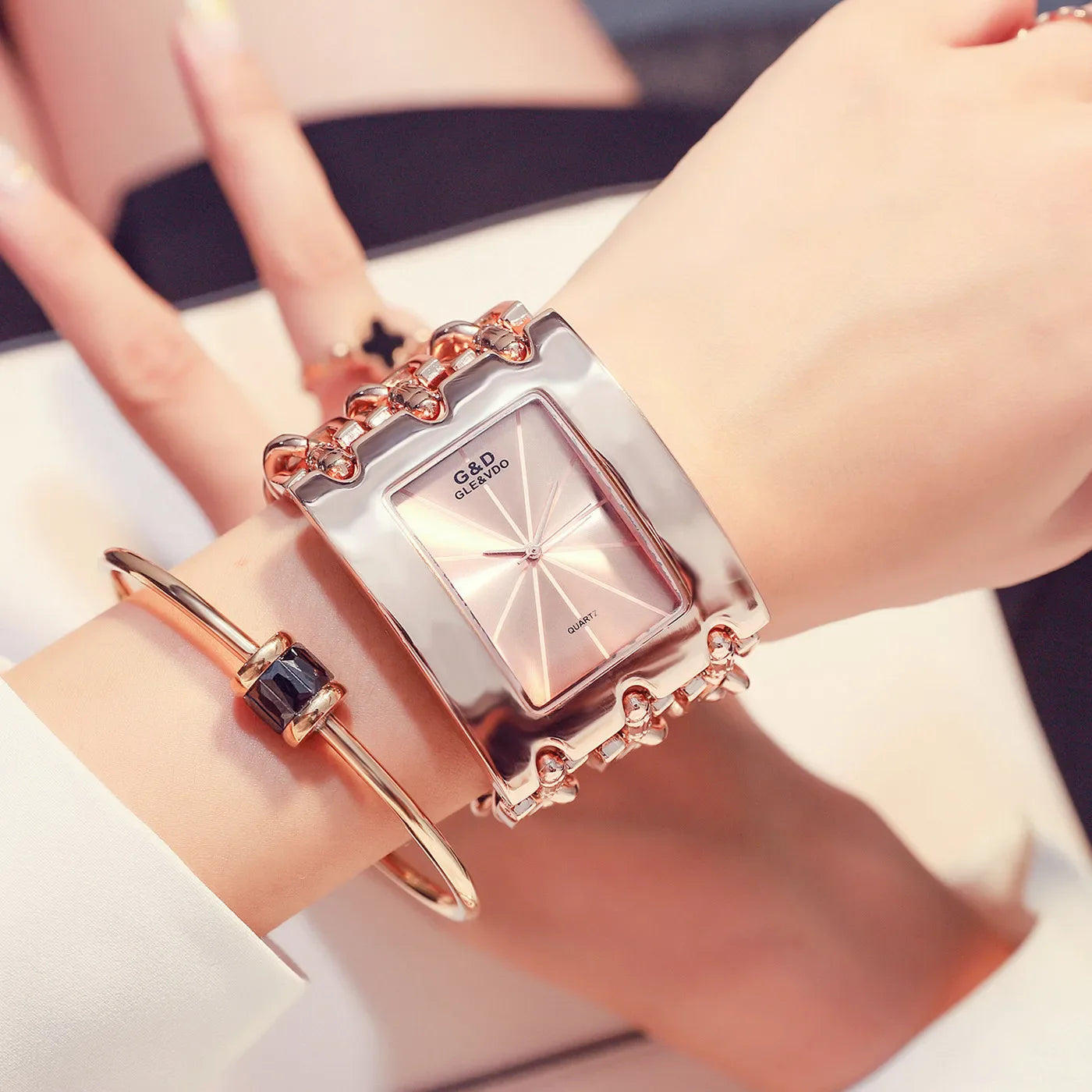 Orologio da donna di marca di lusso Abito con strass Orologi da polso da donna Eleganti orologi femminili in oro per le donne Montre Femme 2025