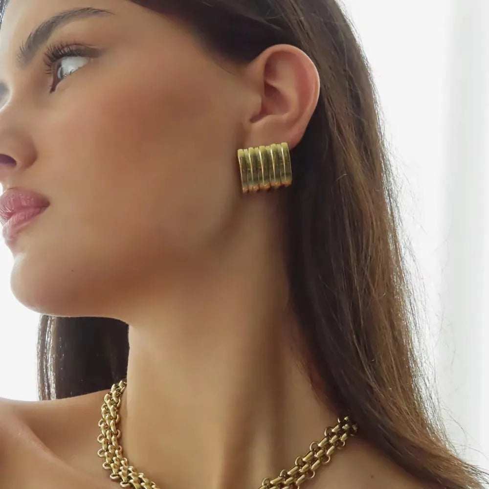 Orecchini a Perno Geometrici a Forma di C Multistrato Placcati in Oro 18K, Antiruggine, in Acciaio Inossidabile per Donne