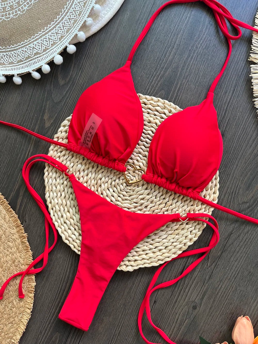 Nuovo bikini bianco a tinta unita da donna, costume da bagno alla moda con lacci a vita bassa, set due pezzi