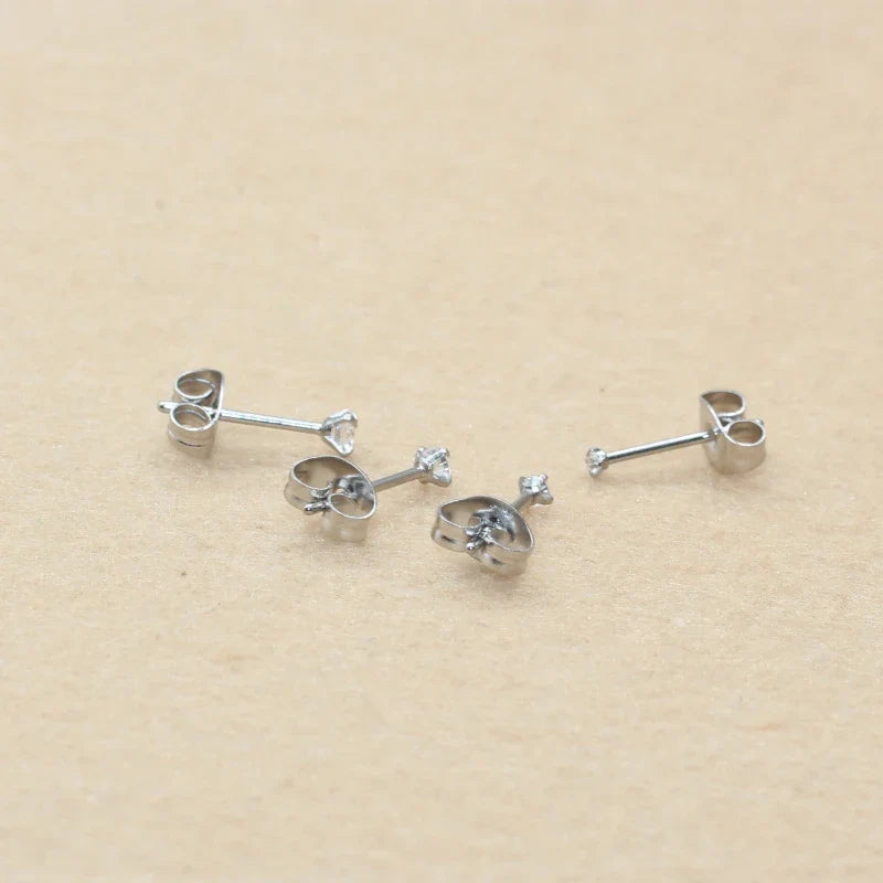 Super Mini 1.5MM 2MM zirconi in acciaio inox Push Back orecchini a bottone per uomo donna 2PC delicato Jewerlry