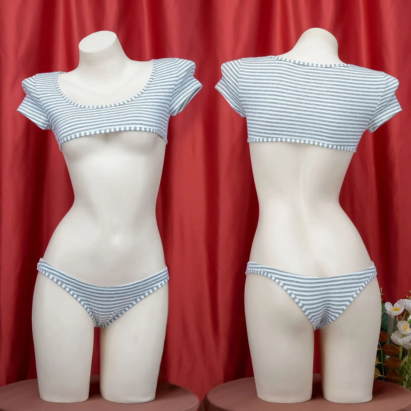 La biancheria intima giapponese della maglietta a righe Super corte imposta il Bikini uniforme delle ragazze del Costume Cosplay della scuola di stile a tre punti