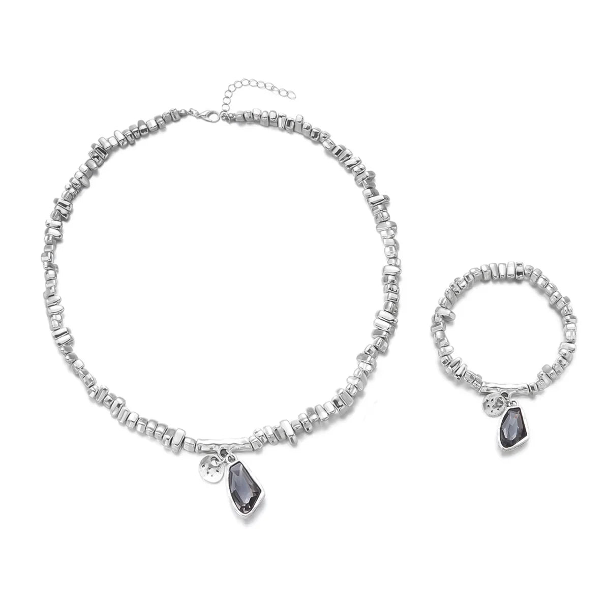 Set di bracciali con collana con pendente in cristallo grigio irregolare semplice barocco Set di gioielli con perline color argento estetico delicato per donna uomo