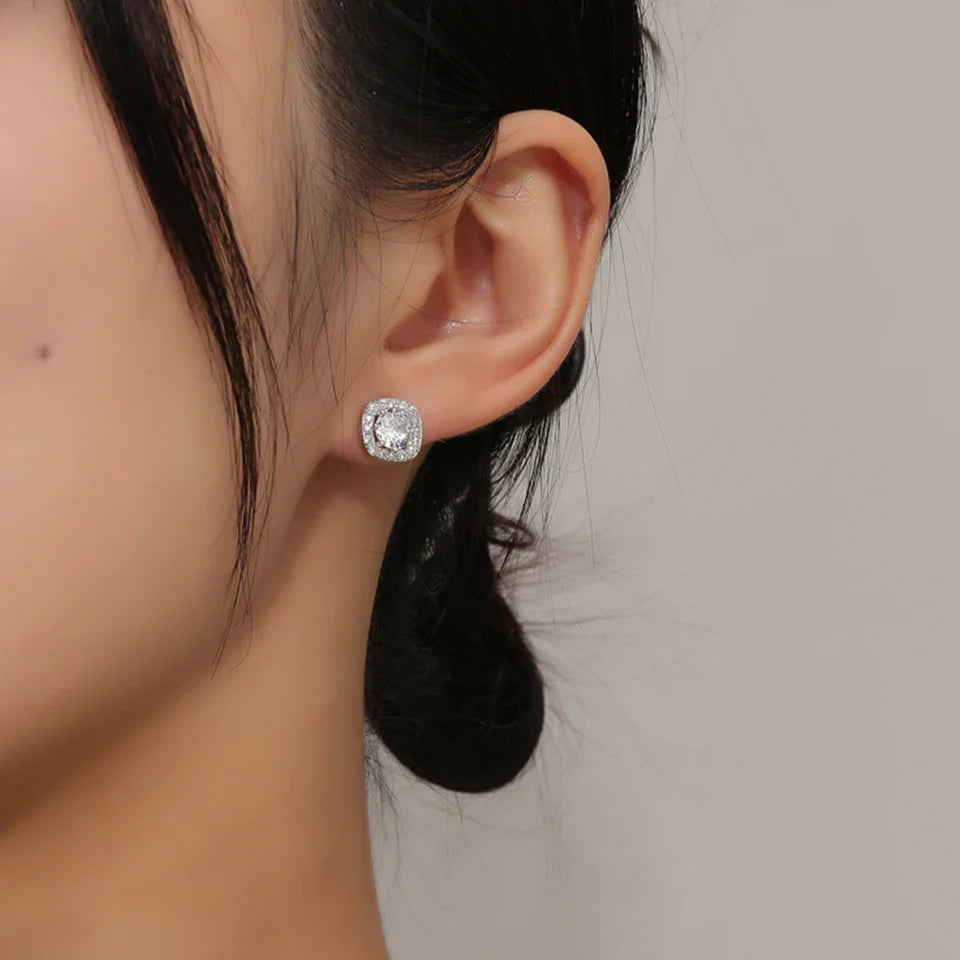 ZAKOL Classic White Square CZ Orecchini Della Stud Per Le Donne Squisite Rotondo Cubic Zirconia Cristallo Orecchini Regalo
