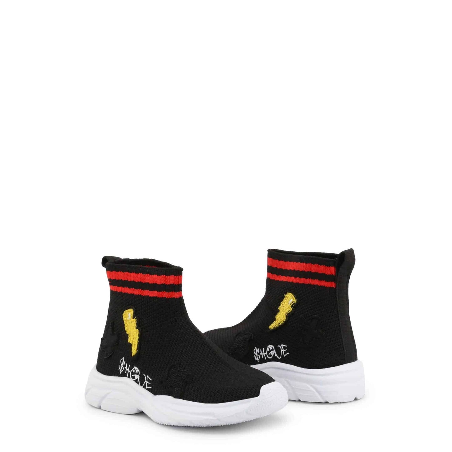Glänzende Turnschuhe 