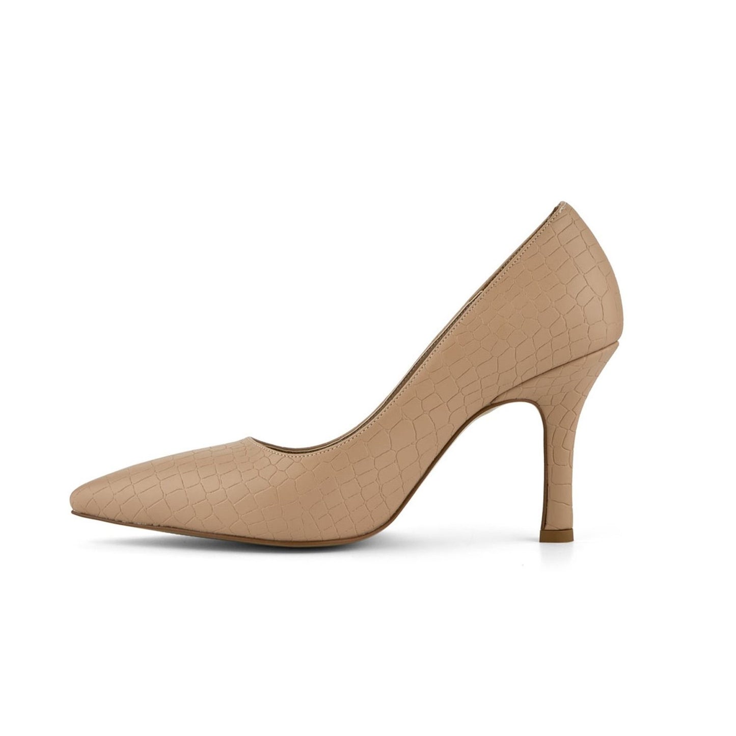 Zapatos de tacón con actitud de moda 